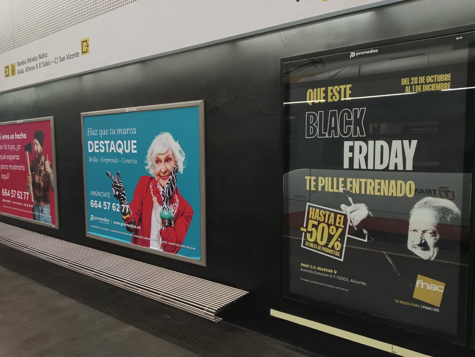 Mupi en Estación Mercado de Alicante Mupi en Estación Mercado de Alicante