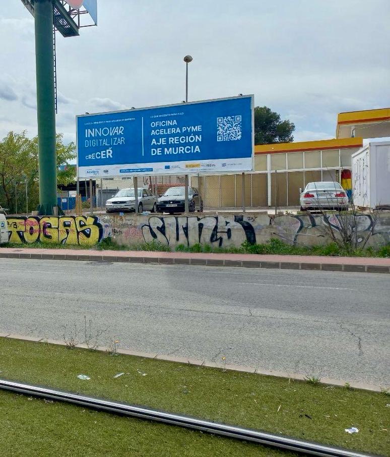 Ejemplo campaña en una valla en Juan de Borbón Campaña en una valla en Juan de Borbón