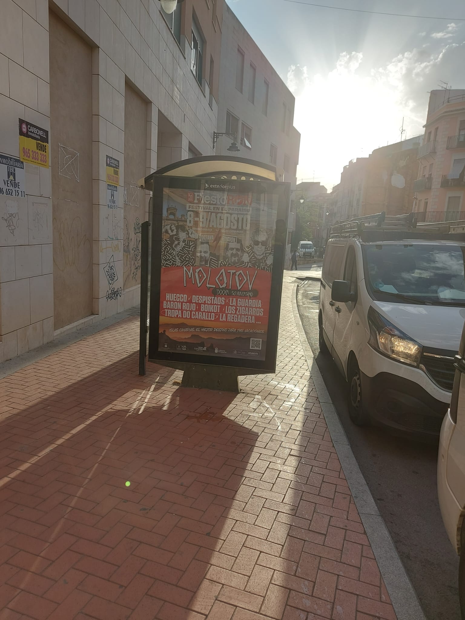 Marquesina en el barrio de Santa Rosa, Alcoy Marquesina en el barrio de Santa Rosa, Alcoy