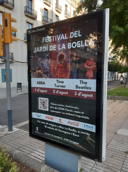 Campaña de publicidad en mupi en la Rambla Nova, Tarragona