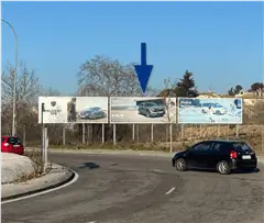 Vallas publicitarias en la M-30 de Madrid en tramos de alta repetición