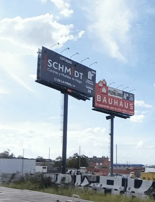 Publicidad en monoposte en Valencia