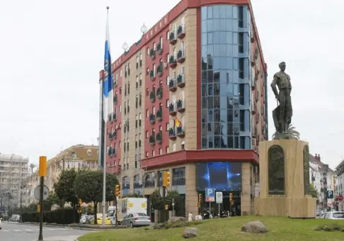 Publicidad exterior en Plaza de los Litris