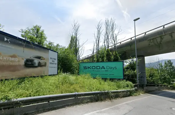 Vallas en Urbi, N-634 y plataformas logísticas