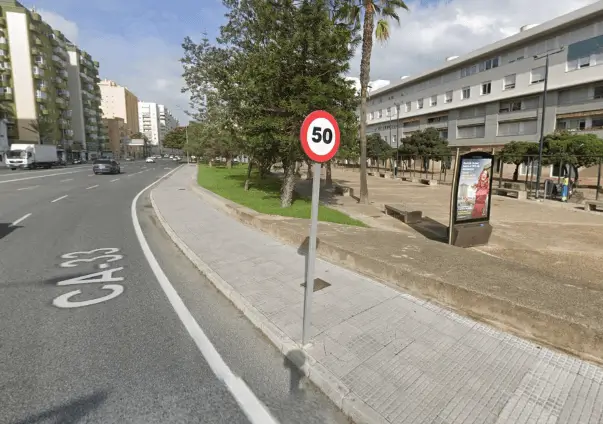 Mupis en Puerta de Tierra y avenida Andalucía