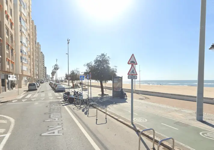 Mupis en San José, Plaza Asdrúbal y Ana de Viya