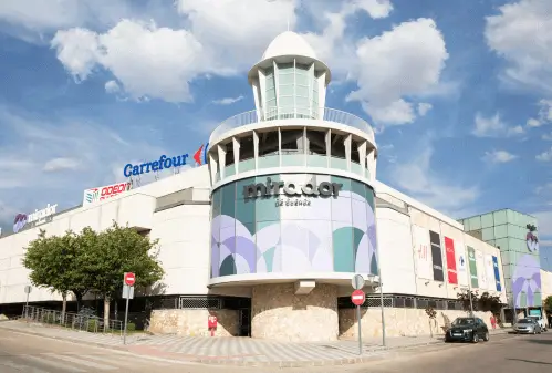 Publicidad exterior en el centro comercial El Mirador Publicidad en El Mirador Cuenca