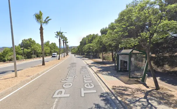 Publicidad exterior en accesos a Terra Mítica