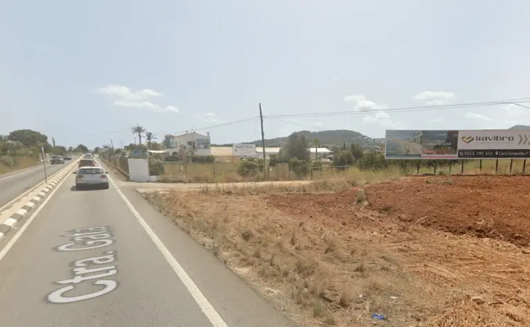 Publicidad exterior en acceso CV-734 a Jávea