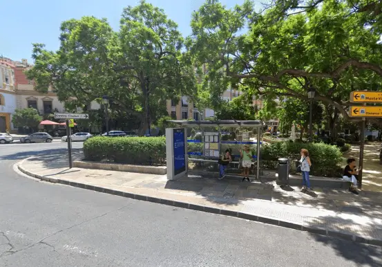 Publicidad exterior en la zona de La Victoria Soportes publicitarios en La Victoria, Málaga