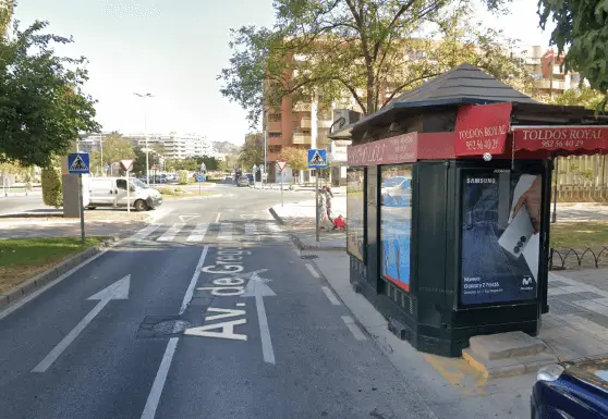Publicidad exterior en el distrito de Pedregalejo Soportes publicitarios en Pedregalejo, Málaga
