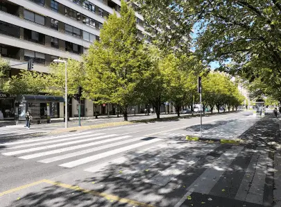 Publicidad exterior en Avenida Pío XII Publicidad exterior en Avenida Pío XII de Pamplona