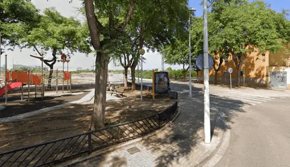 Publicidad exterior en Camí Fondo y Nicolás Factor Publicidad exterior en Camí Fondo y Nicolás Factor