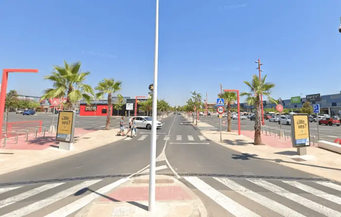 Publicidad exterior en L’Epicentre y Vidanova Parc