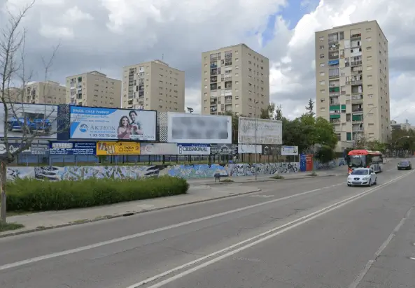 Publicidad exterior en la Carretera de Castellar