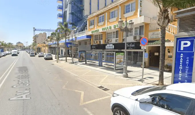 Publicidad exterior en la zona de La Carihuela, Torremolinos