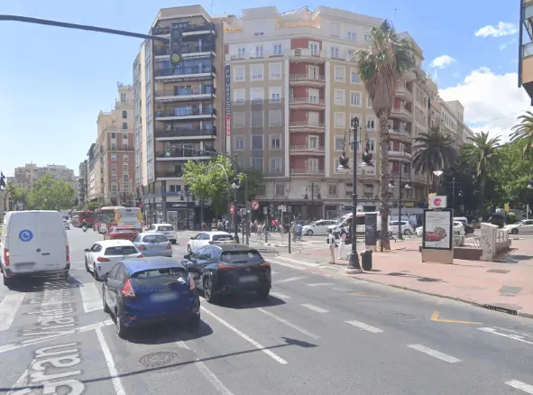 Publicidad exterior en Jesús-Patraix-Plaza de España-Tres Forques