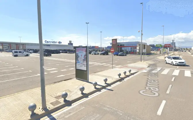 Publicidad exterior en el Centro Comercial Portal Mediterráneo Publicidad exterior en el Centro Comercial Portal Mediterráneo