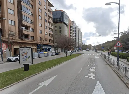 Publicidad en la Zona de Accesos Comerciales de Burgos Soportes publicitarios en la Zona de Accesos Comerciales de Burgos