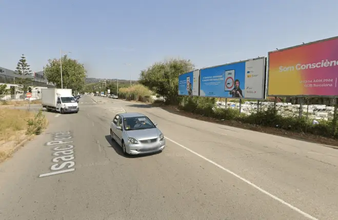 Soportes publicitarios en Av. Juan Carlos I y Ctra. Begues en Gavà