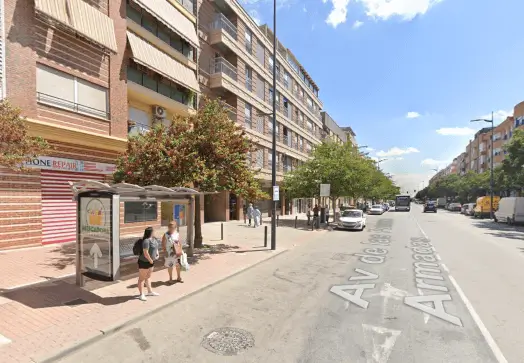 Soportes publicitarios en Avda. Fuerzas Armadas