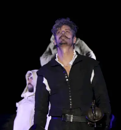 Publicidad exterior durante Don Juan en Alcalá