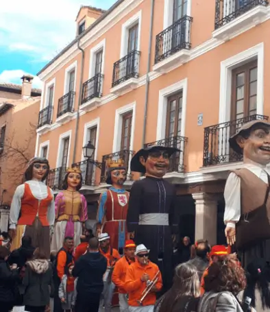 Publicidad exterior durante las Fiestas Patronales de Alcalá de Henares