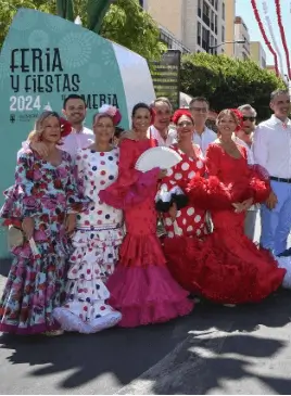 Publicidad exterior durante la Fiesta del Mediterráneo en Almería