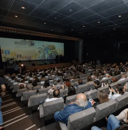 Publicidad exterior durante el Festival Internacional de Cine