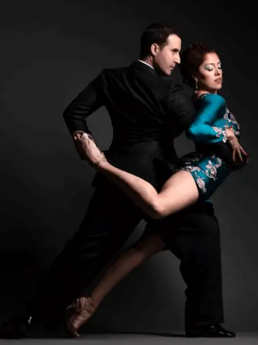 Publicidad exterior durante el Festival Internacional de Tango Publicidad exterior durante el Festival Internacional de Tango