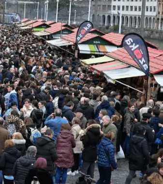 Santo Tomás Bilbao publicidad exterior