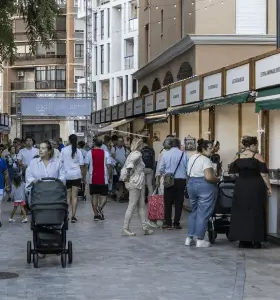 Publicidad exterior durante la Feria del Libro de Cartagena