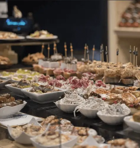 Publicidad exterior en la Semana Gastronómica de Derio