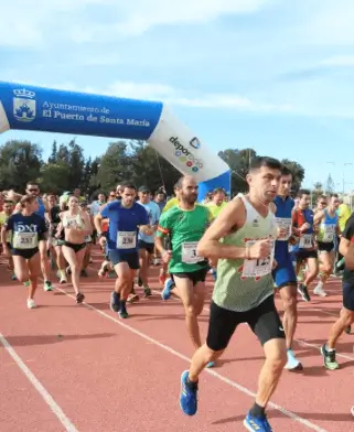 Publicidad exterior en el Maratón de Verano en la Bahía de El Puerto de Santa María