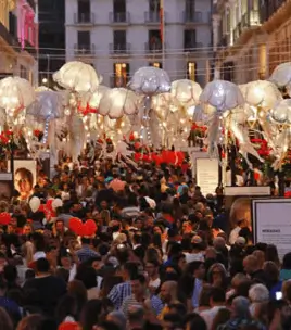 Publicidad exterior durante Noche en Blanco en Málaga Publicidad exterior durante Noche en Blanco en Málaga