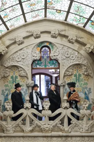 Publicidad exterior durante la ruta Reus Modernista