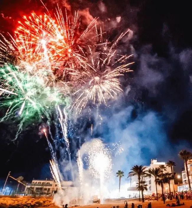 Publicidad exterior en la Noche de la Música y Fuegos Artificiales