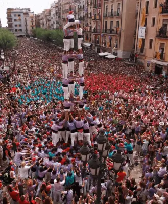 Publicidad exterior durante las Fiestas de Santa Tecla