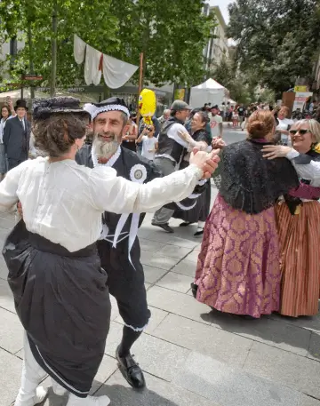 Publicidad exterior en la Fira Modernista de Terrassa