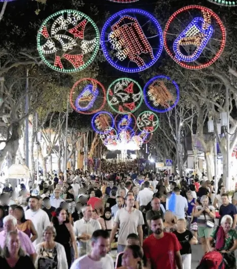 Publicidad exterior durante la Feria de Torremolinos
