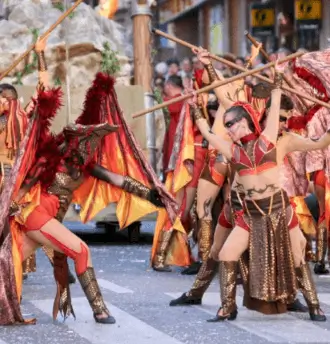 Entradas de Moros y Cristianos en Xàtiva