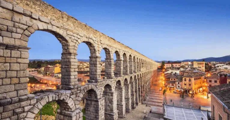 Publicidad exterior en Castilla y León Publicidad exterior en Castilla y León