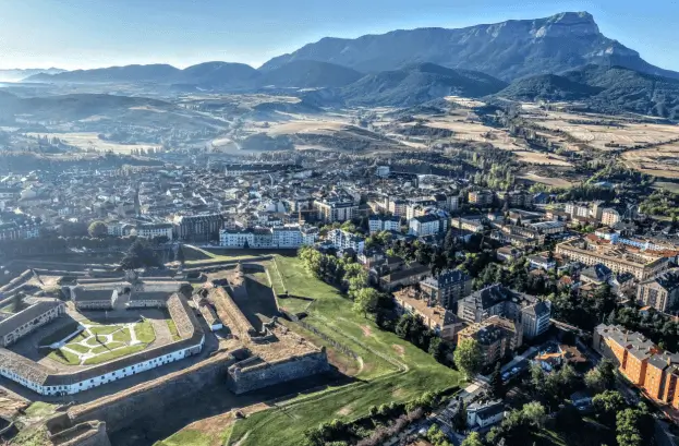 Publicidad exterior en Jaca