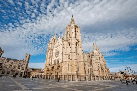 Publicidad exterior en León Publicidad exterior en León