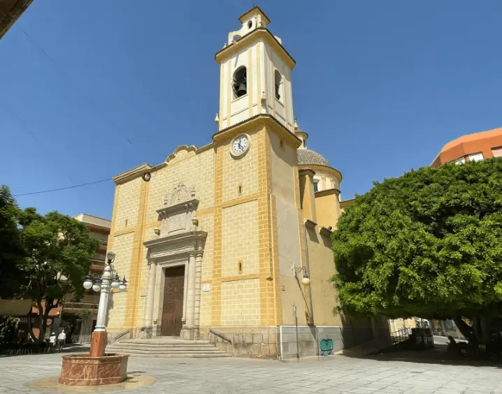 Publicidad exterior en San Vicente del Raspeig